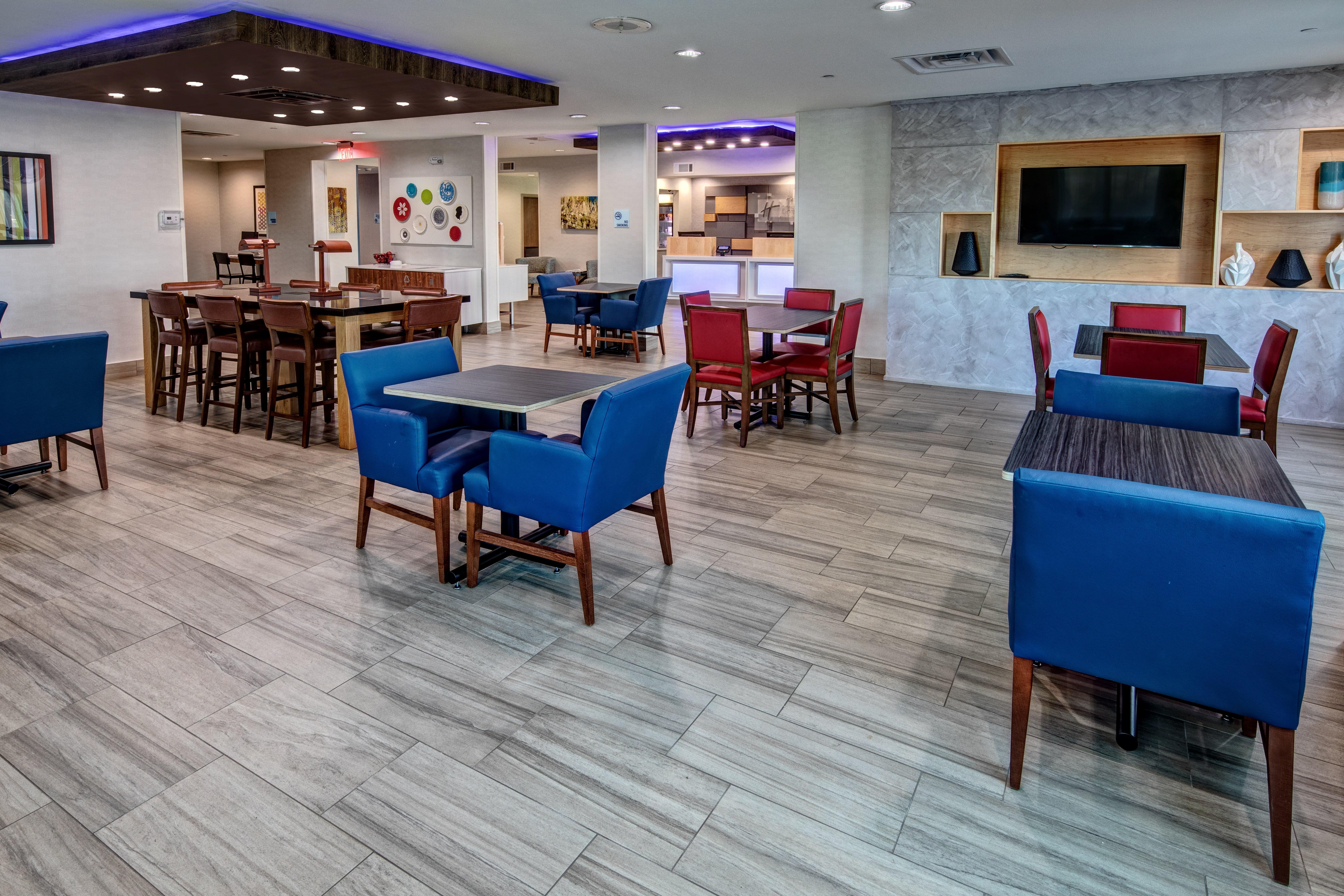 Holiday Inn Express Hotel & Suites Memphis Southwind By Ihg Exterior photo
