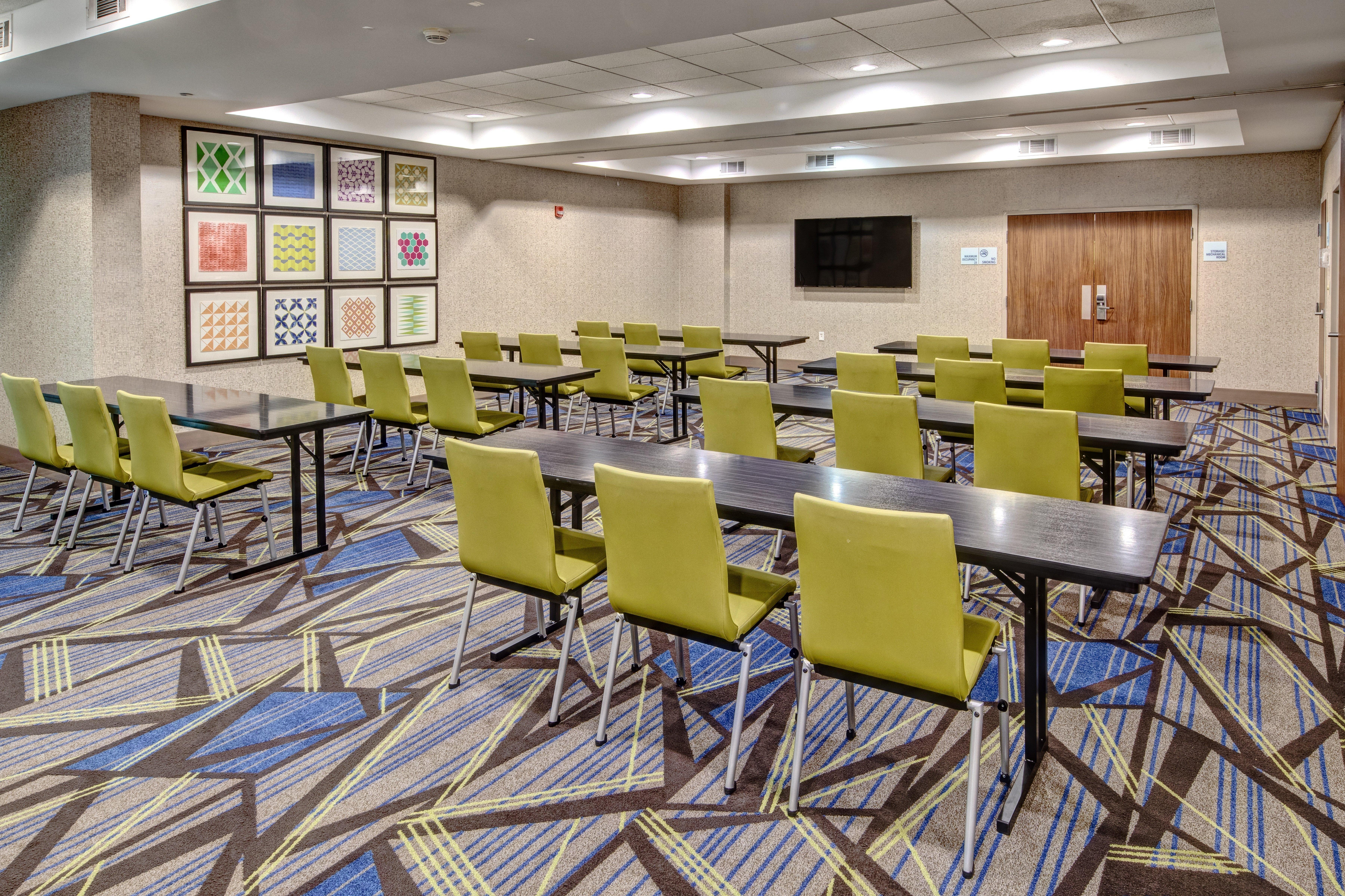 Holiday Inn Express Hotel & Suites Memphis Southwind By Ihg Exterior photo